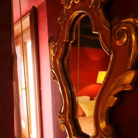 Secret Royal View *
